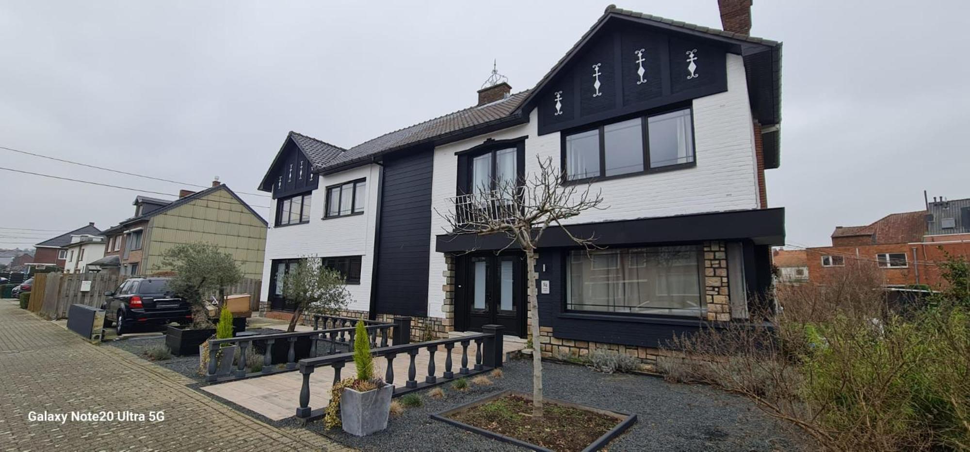 Lazy Olives Bed & Breakfast Tongeren Exterior photo