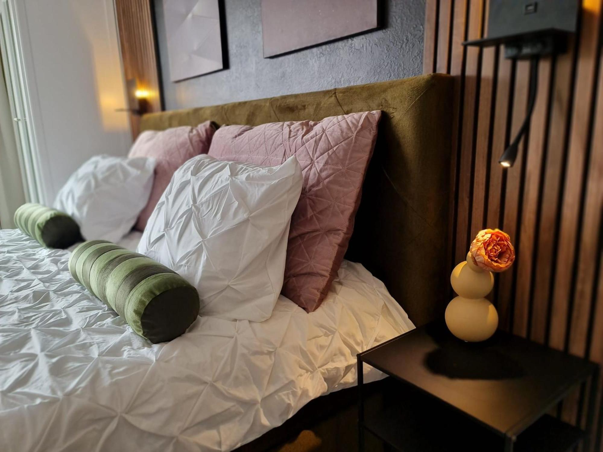 Lazy Olives Bed & Breakfast Tongeren Exterior photo